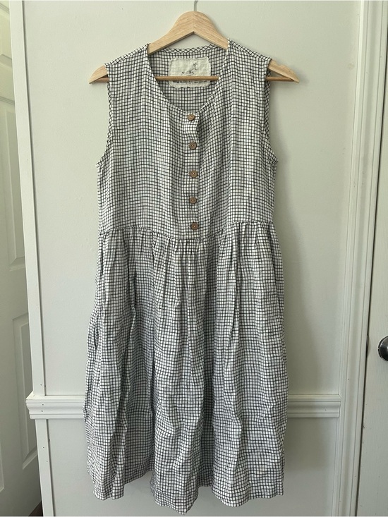 notPERFECTLINEN Dresses & Skirts - Not perfect linen dress